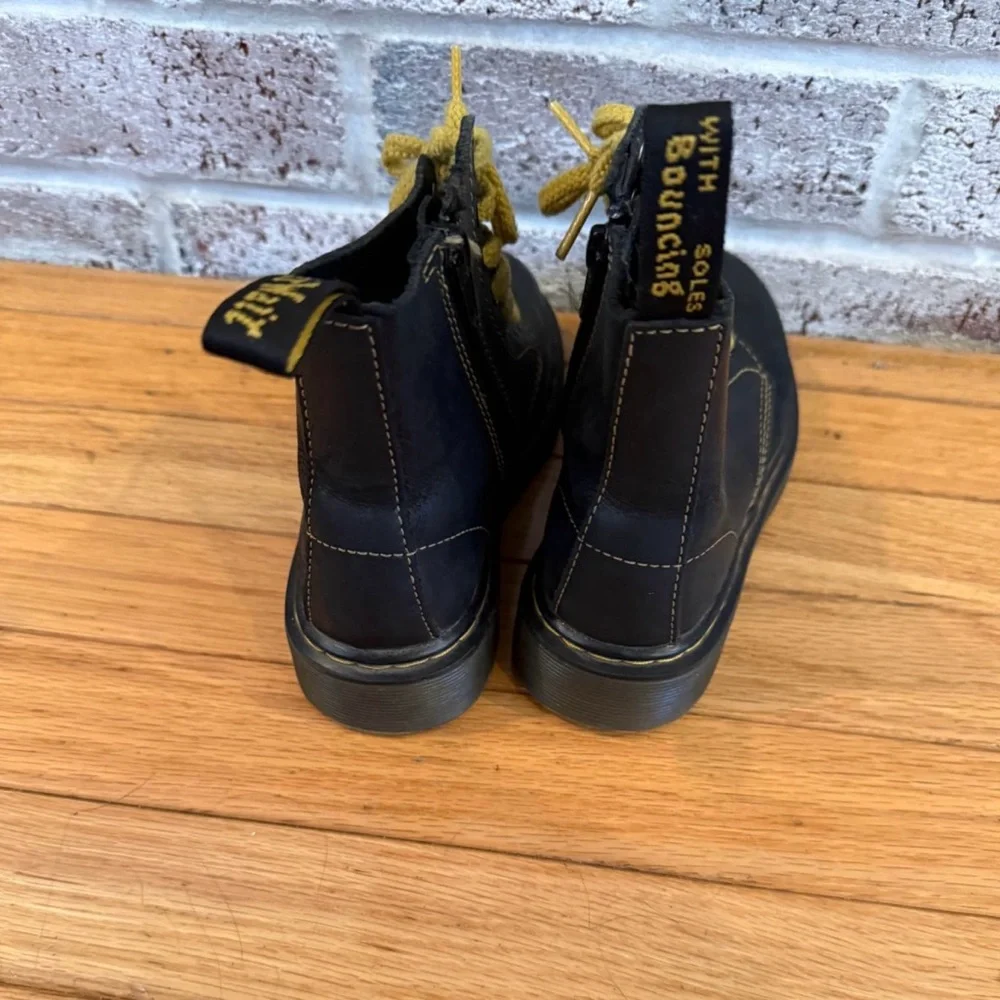 Dr. Martens classic dr